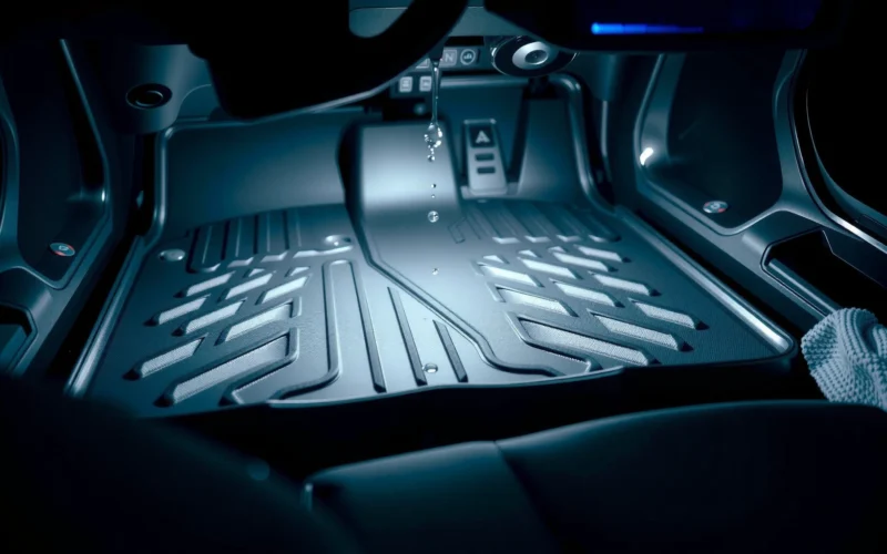 How to Clean Rubber Floor Mats in Car: Step-by-Step
